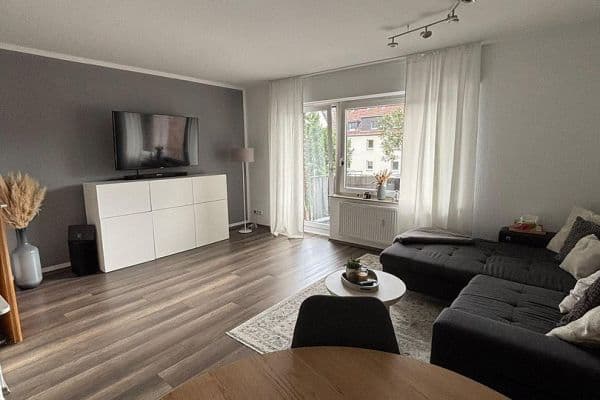 Pronájem bytu 2+1 74 m², Köln Pronájem bytu 2+1 74 m², Köln