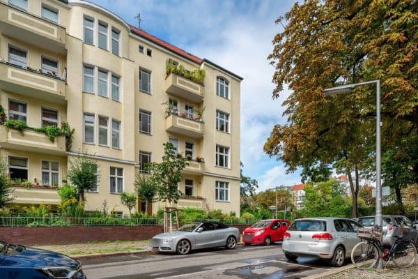 Prodej bytu 3+1 81 m², Stubenrauchstr.41, Berlin, Berlín Prodej bytu 3+1 81 m², Stubenrauchstr.41, Berlin, Berlín