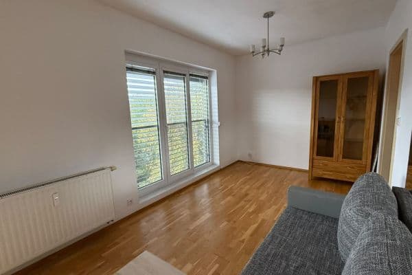Pronájem bytu 2+kk 46 m², Nad Údolím, Husinec Pronájem bytu 2+kk 46 m², Nad Údolím, Husinec