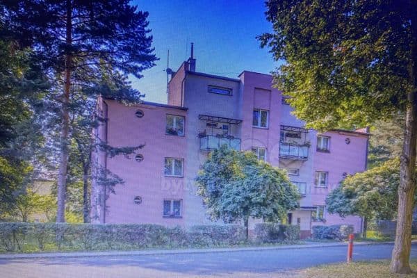 Pronájem bytu 1+1 32 m², Komenského, Český Těšín Pronájem bytu 1+1 32 m², Komenského, Český Těšín