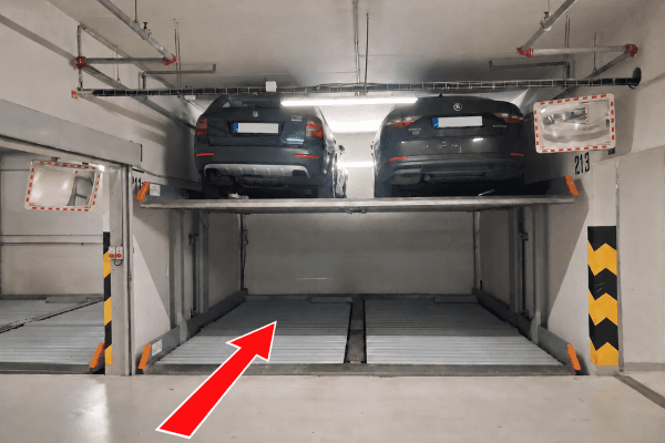 Pronájem garáže 12 m², U Měšťanského pivovaru, Praha Pronájem garáže 12 m², U Měšťanského pivovaru, Praha