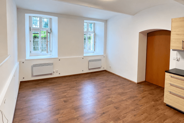Pronájem bytu 2+kk 33 m², třída Kpt. Jaroše, Brno Pronájem bytu 2+kk 33 m², třída Kpt. Jaroše, Brno