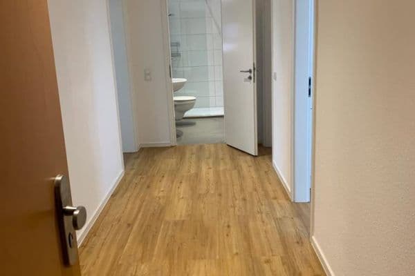Pronájem bytu 2+1 60 m², Fischertal, Wuppertal Pronájem bytu 2+1 60 m², Fischertal, Wuppertal