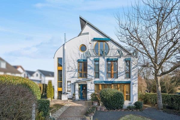 Prodej domu 431 m², pozemek 529 m², In der Höll 9, Friedberg Prodej domu 431 m², pozemek 529 m², In der Höll 9, Friedberg