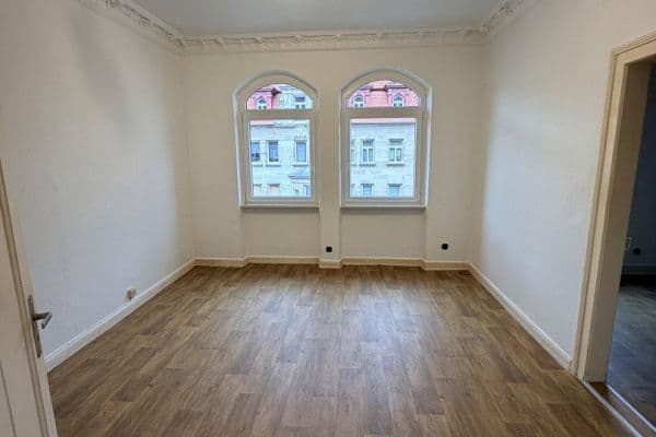 Pronájem bytu 2+1 56 m², Bismarkstraße 15, Nürnberg, Bavorsko Pronájem bytu 2+1 56 m², Bismarkstraße 15, Nürnberg, Bavorsko