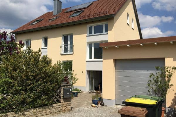 Prodej domu 271 m², pozemek 696 m², Roßtal Prodej domu 271 m², pozemek 696 m², Roßtal