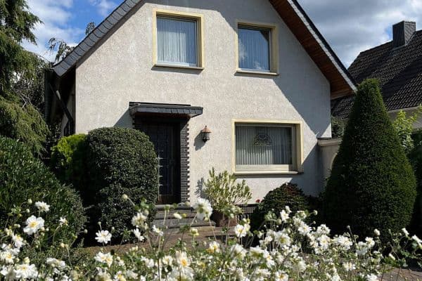 Prodej domu 110 m², pozemek 368 m², Köln-Pesch Prodej domu 110 m², pozemek 368 m², Köln-Pesch