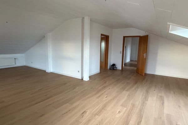Pronájem bytu 4+kk 115 m², Brühl Pronájem bytu 4+kk 115 m², Brühl