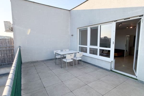 Pronájem bytu 1+kk 42 m², Novobohdalecká, Praha, Praha Pronájem bytu 1+kk 42 m², Novobohdalecká, Praha, Praha