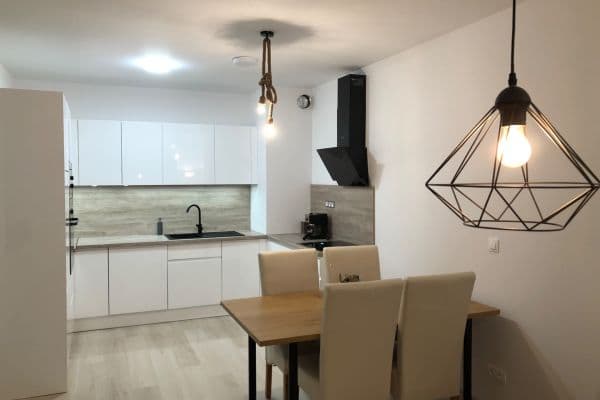 Prodej bytu 2+1 58 m², Zuzany Chalupovej, Petržalka Prodej bytu 2+1 58 m², Zuzany Chalupovej, Petržalka