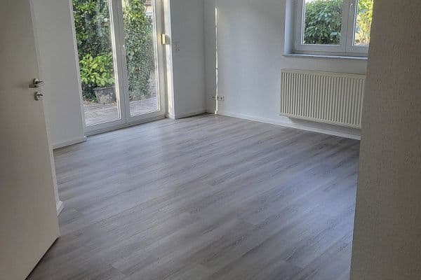 Pronájem bytu 2+1 48 m², Baden-Baden, Bádensko-Württembersko Pronájem bytu 2+1 48 m², Baden-Baden, Bádensko-Württembersko