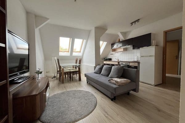 Pronájem bytu 2+1 53 m², Huygensstraße 8a, Leipzig, Sasko Pronájem bytu 2+1 53 m², Huygensstraße 8a, Leipzig, Sasko