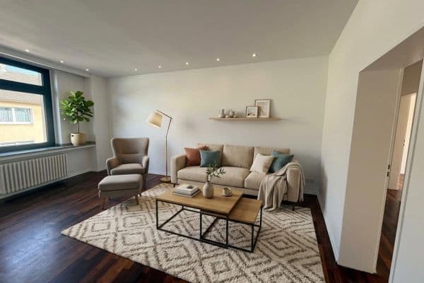 Pronájem bytu 3+1 86 m², Wuppertal Pronájem bytu 3+1 86 m², Wuppertal