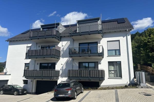 Pronájem bytu 3+1 87 m², Adolf-Sänger-Weg 12, Kreuztal Pronájem bytu 3+1 87 m², Adolf-Sänger-Weg 12, Kreuztal