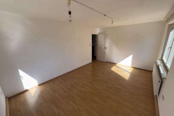 Pronájem bytu 3+1 63 m², Lichtenau Pronájem bytu 3+1 63 m², Lichtenau