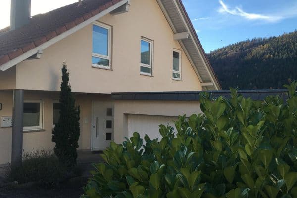 Prodej domu 177 m², pozemek 440 m², Höfen Prodej domu 177 m², pozemek 440 m², Höfen