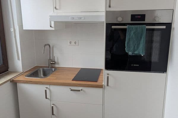 Pronájem bytu 1+1 18 m², Stuttgarter Str. 18, Stuttgart Pronájem bytu 1+1 18 m², Stuttgarter Str. 18, Stuttgart