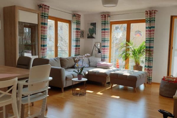 Pronájem bytu 4+1 91 m², Grafing, Bavorsko Pronájem bytu 4+1 91 m², Grafing, Bavorsko