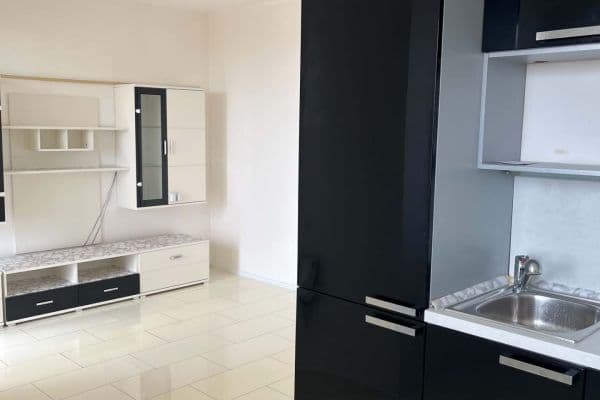 Pronájem bytu 2+kk 53 m², V Honech, Odolena Voda Pronájem bytu 2+kk 53 m², V Honech, Odolena Voda
