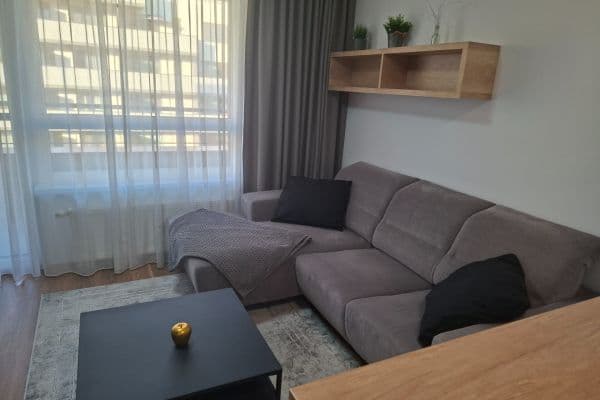 Pronájem bytu 2+1 44 m², Veterná, Trnava, Trnavský kraj Pronájem bytu 2+1 44 m², Veterná, Trnava, Trnavský kraj