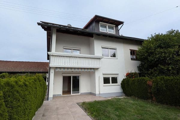 Prodej domu 179 m², pozemek 362 m², Siedlerstraße 9a, Kammlach Prodej domu 179 m², pozemek 362 m², Siedlerstraße 9a, Kammlach
