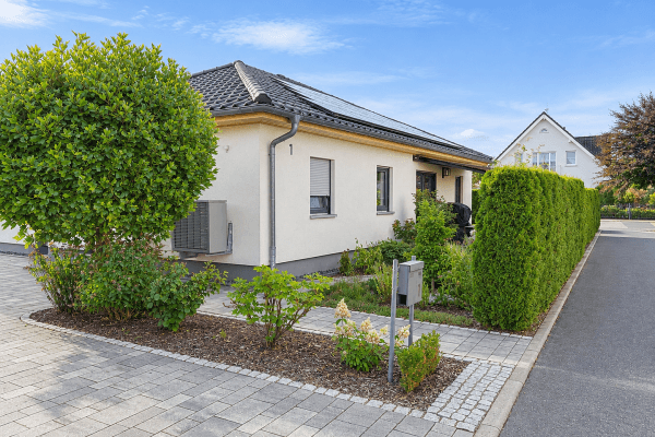 Prodej domu 135 m², pozemek 613 m², Kesselsdorf Prodej domu 135 m², pozemek 613 m², Kesselsdorf