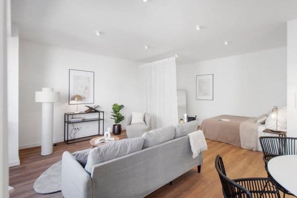 Pronájem bytu 1+1 45 m², Lusienstr., Düsseldorf, Severní Porýní-Vestfálsko Pronájem bytu 1+1 45 m², Lusienstr., Düsseldorf, Severní Porýní-Vestfálsko