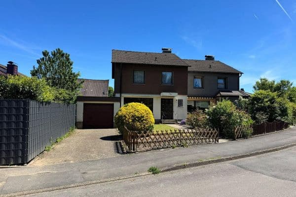 Prodej domu 115 m², pozemek 360 m², Auf dem Kamp 19, Schwerte Prodej domu 115 m², pozemek 360 m², Auf dem Kamp 19, Schwerte
