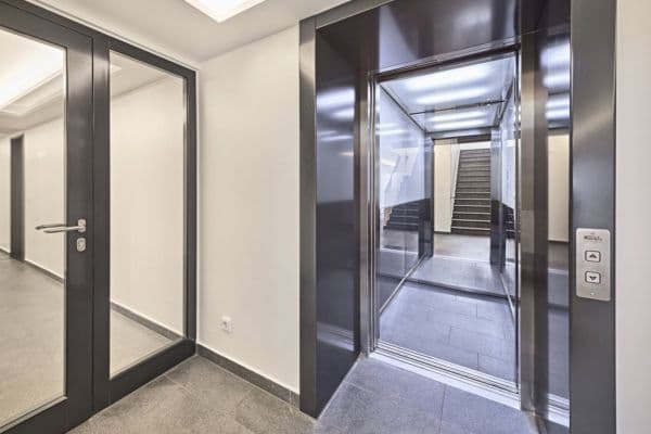 Pronájem bytu 1+1 38 m², Sailerstr., München, Bavorsko Pronájem bytu 1+1 38 m², Sailerstr., München, Bavorsko