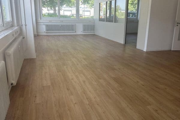 Pronájem kanceláře 168 m², Augsburg Pronájem kanceláře 168 m², Augsburg
