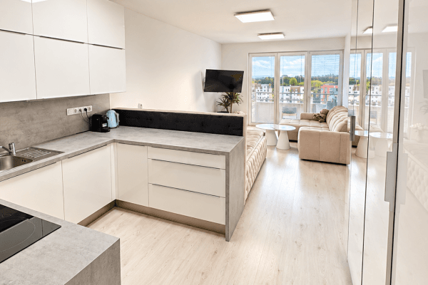 Prodej bytu 1+kk 38 m², Kadečkové, Praha Prodej bytu 1+kk 38 m², Kadečkové, Praha