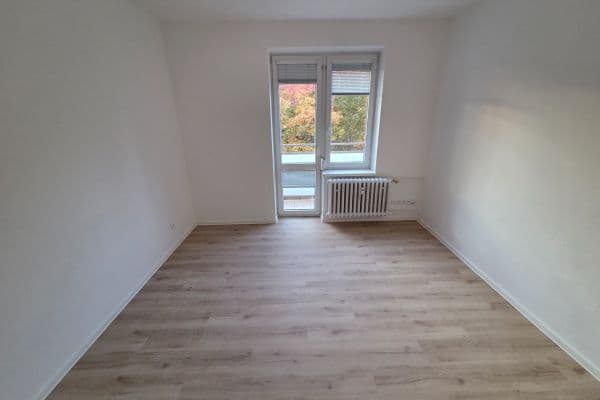 Pronájem bytu 3+1 73 m², Na Královkách, Kuřim Pronájem bytu 3+1 73 m², Na Královkách, Kuřim