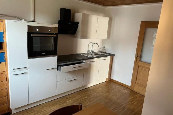 Pronájem bytu 3+1 80 m², Kinding, Bavorsko Pronájem bytu 3+1 80 m², Kinding, Bavorsko