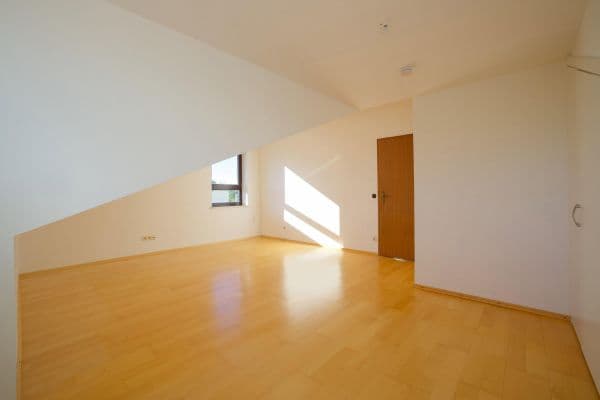 Prodej bytu 4+1 100 m², Gustav-Otto-Bogen 9, München, Bavorsko Prodej bytu 4+1 100 m², Gustav-Otto-Bogen 9, München, Bavorsko