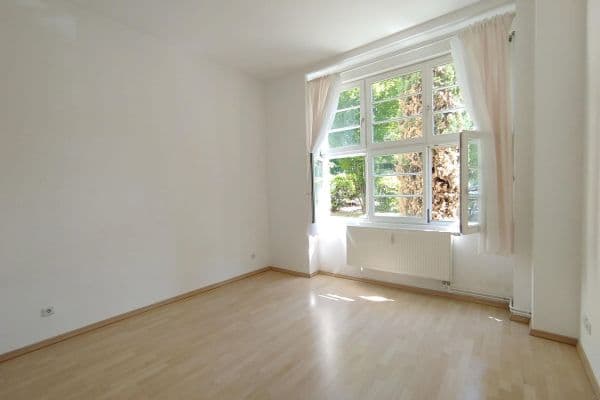 Prodej bytu 3+kk 95 m², Friedrich-Ebert-Straße 40, Mannheim Prodej bytu 3+kk 95 m², Friedrich-Ebert-Straße 40, Mannheim