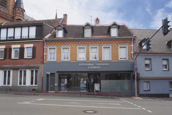 Prodej domu 130 m², pozemek 330 m², Kaiserstrasse 120, St. Ingbert Prodej domu 130 m², pozemek 330 m², Kaiserstrasse 120, St. Ingbert
