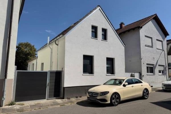 Prodej domu 110 m², pozemek 230 m², Ludwigshafen Friesenheim Prodej domu 110 m², pozemek 230 m², Ludwigshafen Friesenheim