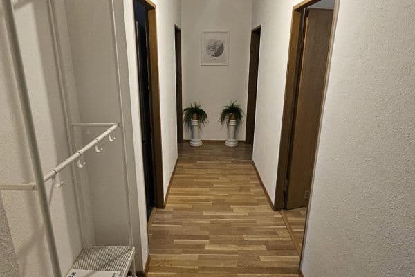 Pronájem bytu 1+1 18 m², Eckenheimer Landstraße 361, Frankfurt am Main Pronájem bytu 1+1 18 m², Eckenheimer Landstraße 361, Frankfurt am Main