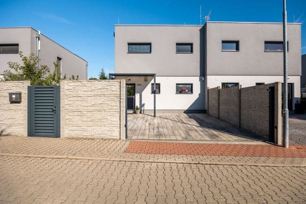 Prodej domu 120 m², pozemek 480 m², Přípotoční, Bašť Prodej domu 120 m², pozemek 480 m², Přípotoční, Bašť