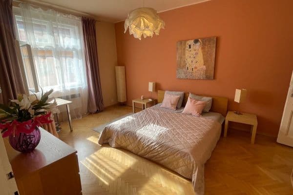 Pronájem bytu 2+kk 49 m², Písecká, Praha Pronájem bytu 2+kk 49 m², Písecká, Praha