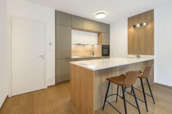 Pronájem bytu 2+kk 58 m², U Sluncové, Praha Pronájem bytu 2+kk 58 m², U Sluncové, Praha