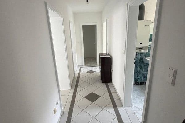 Pronájem bytu 2+1 64 m², Mannheim, Bádensko-Württembersko Pronájem bytu 2+1 64 m², Mannheim, Bádensko-Württembersko
