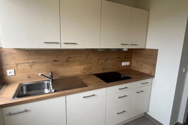Pronájem bytu 2+1 54 m², Andernach Pronájem bytu 2+1 54 m², Andernach