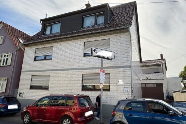 Prodej domu 349 m², pozemek 382 m², Frankfurt am Main Prodej domu 349 m², pozemek 382 m², Frankfurt am Main