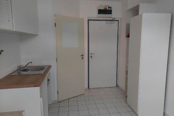 Pronájem bytu 1+kk 15 m², Šedova, Praha Pronájem bytu 1+kk 15 m², Šedova, Praha