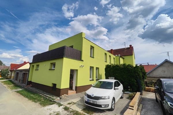Pronájem bytu 2+kk 52 m², J. Plachty, Bzenec Pronájem bytu 2+kk 52 m², J. Plachty, Bzenec