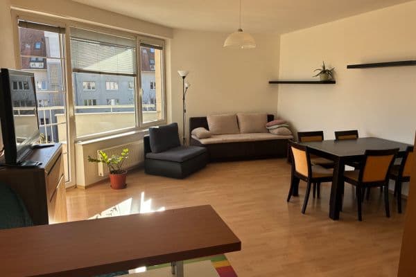 Pronájem bytu 2+kk 64 m², Bělohorská, Brno Pronájem bytu 2+kk 64 m², Bělohorská, Brno