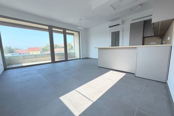 Pronájem bytu 4+kk 90 m², Práčská, Praha Pronájem bytu 4+kk 90 m², Práčská, Praha
