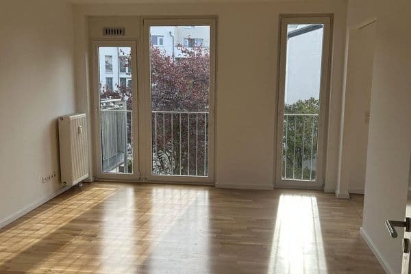 Prodej bytu 2+1 54 m², Schützenstraße 60, Berlin, Berlín Prodej bytu 2+1 54 m², Schützenstraße 60, Berlin, Berlín