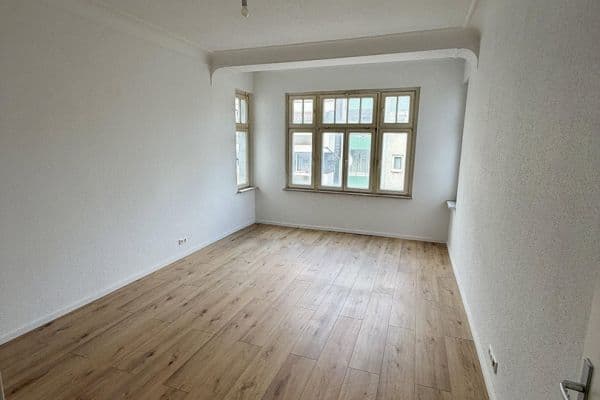 Pronájem bytu 2+1 55 m², Bahnstraße 40, Ratingen Pronájem bytu 2+1 55 m², Bahnstraße 40, Ratingen